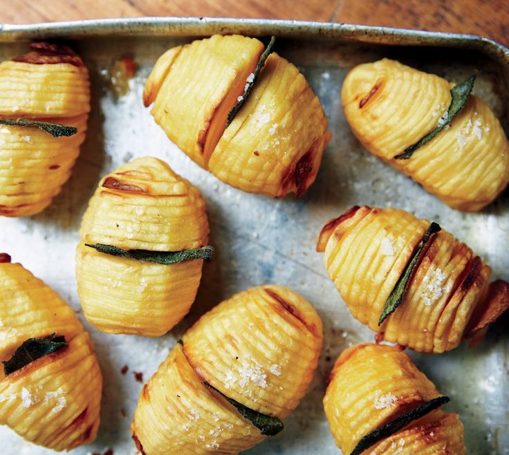 hasselback_potatoes