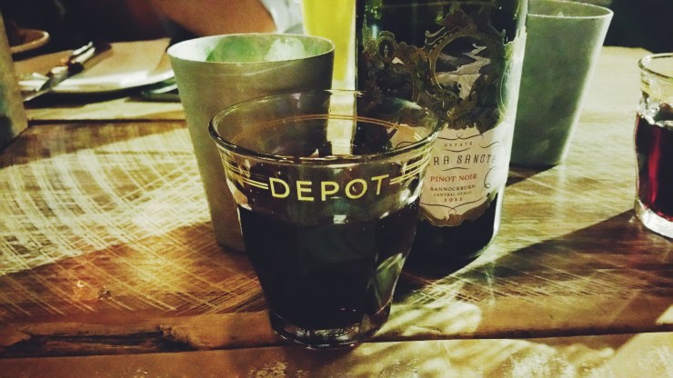 risotti e dintorni, auckland, nuova zelanda, new zealand, cena, depop, vino, vino rosso, red wine, pinot nero, terra sancta